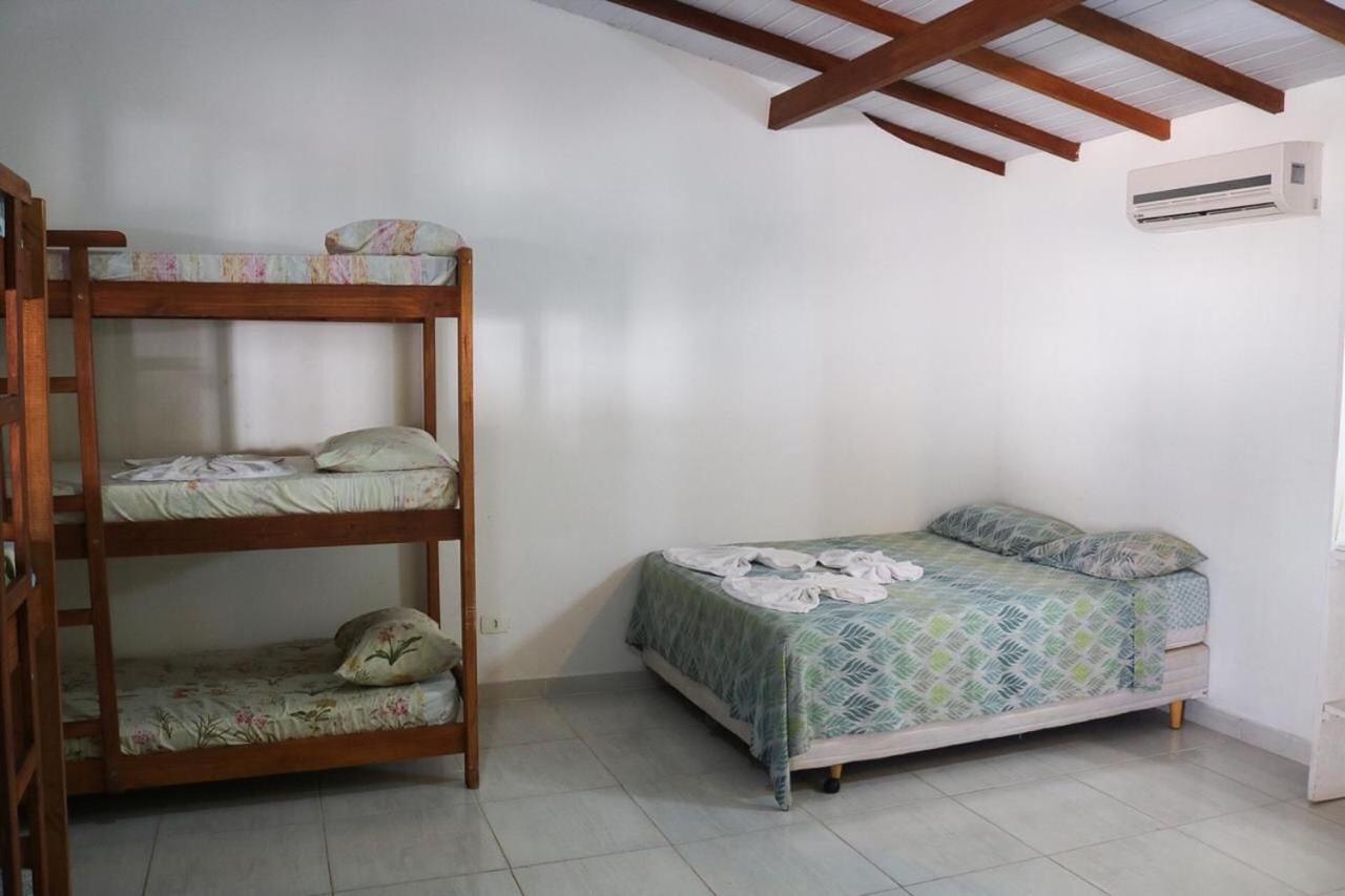 Chales E Suites Porto Seguro Maresias Quarto foto